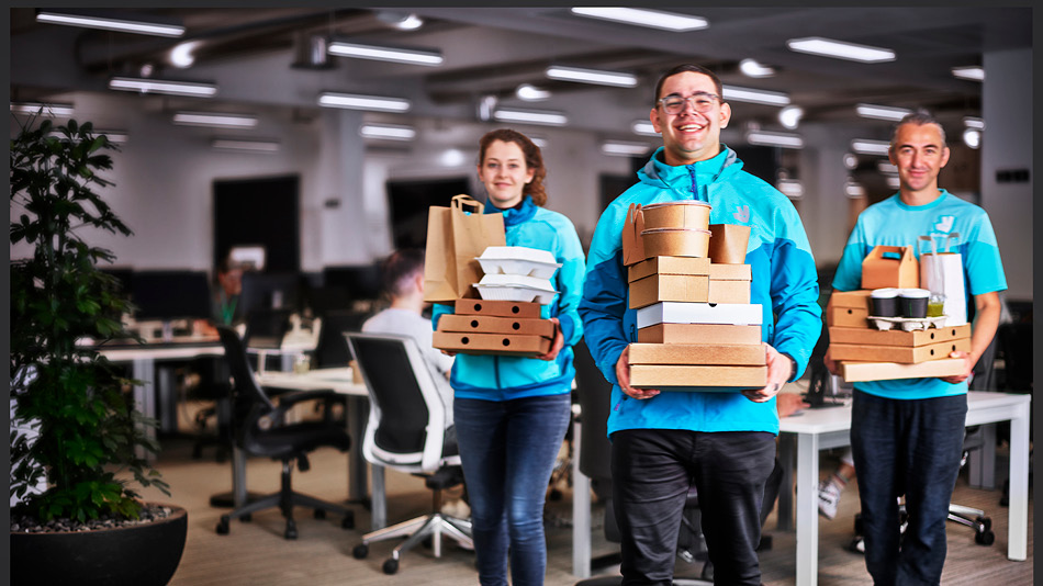 Deliveroo-AR21-Content-950x534-14.jpg